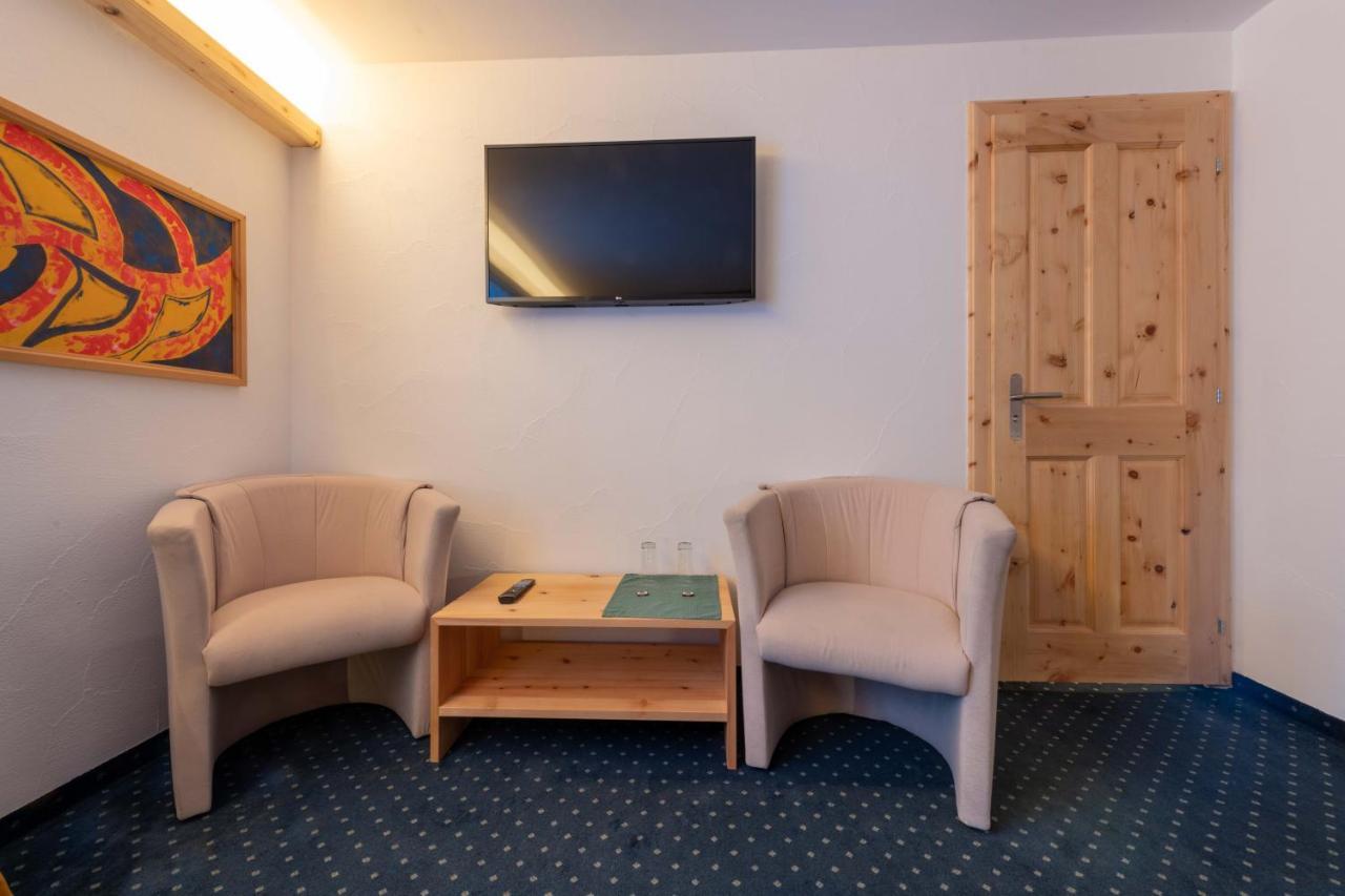 Hotel Grischuna Bivio Kültér fotó