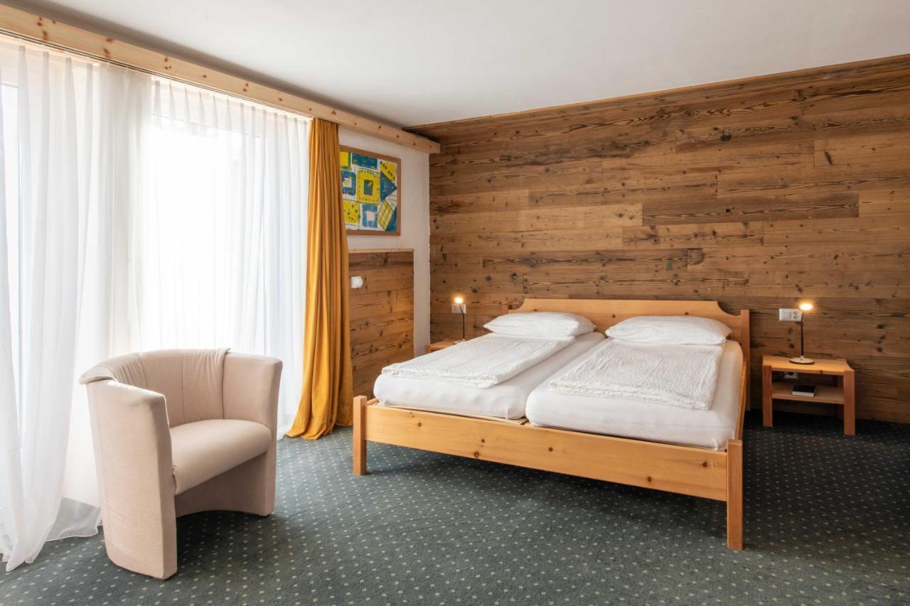 Hotel Grischuna Bivio Kültér fotó